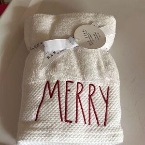 NWT Rae Dunn Christmas hand towels